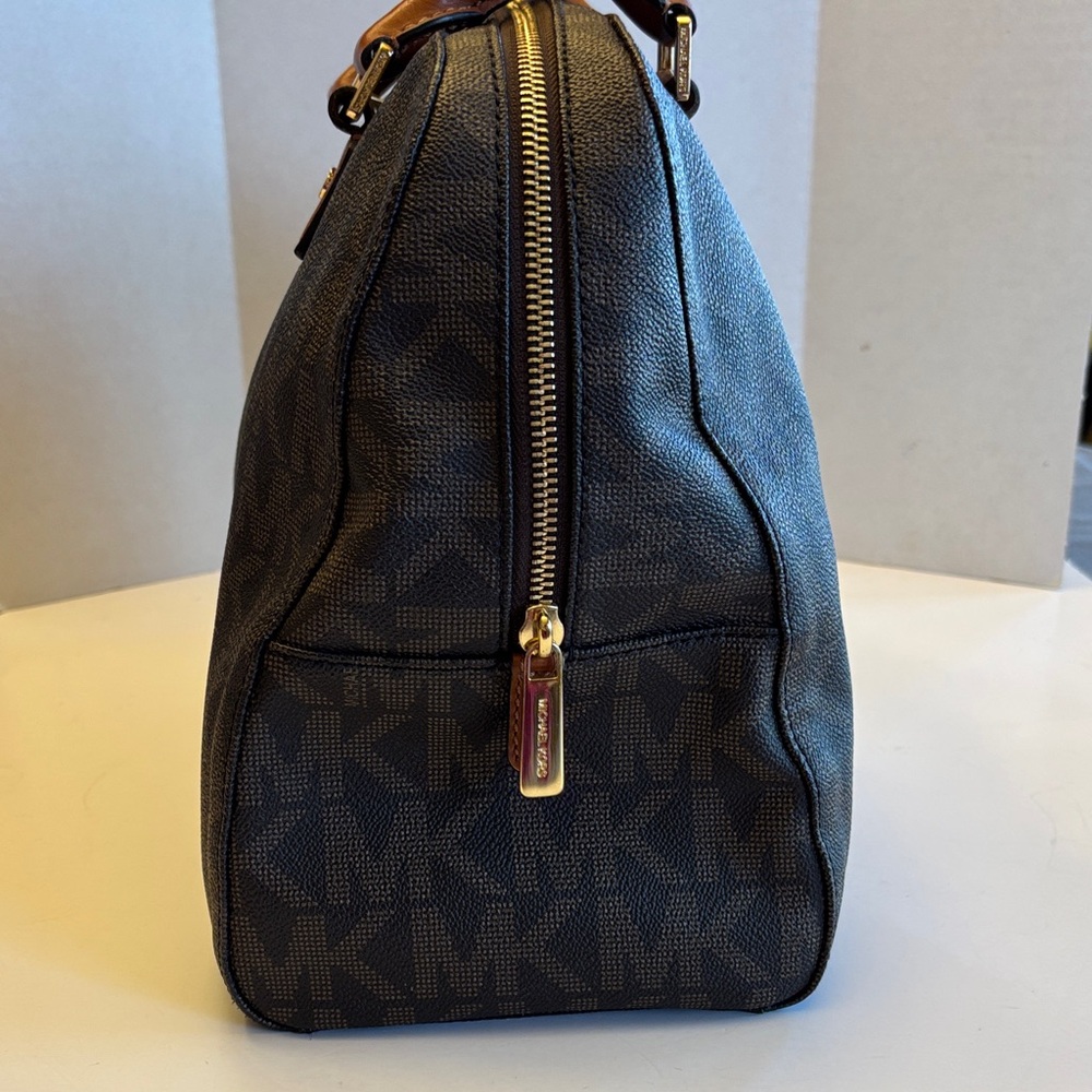 Michael Kors Logo Satchel NO CALL OUTS 13” x 10” x 6” Deep - Picture 4 of 10